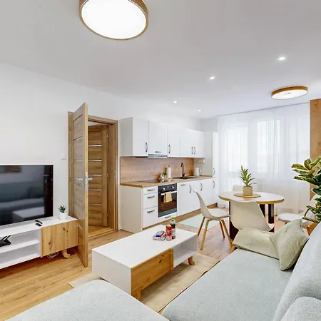 Flexihome Sk - Jantarova - 65m2 - 2 Bedroom - Garage Parking