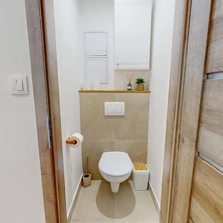 アパート Flexihome Sk - Jantarova - 65m2 - 2 Bedroom - Garage Parking *